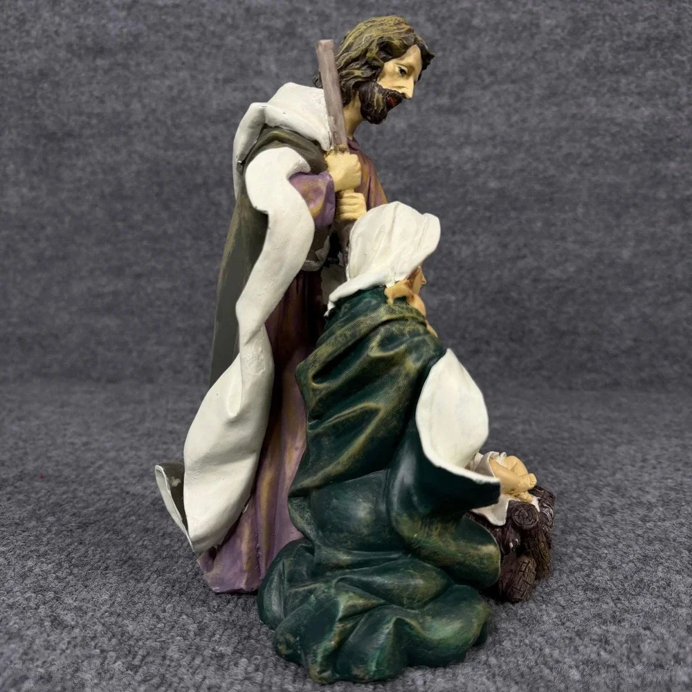 Vintage Studio 33 Holy Family Nativity Scene‎ Resin Christmas Decor 10 In Figure